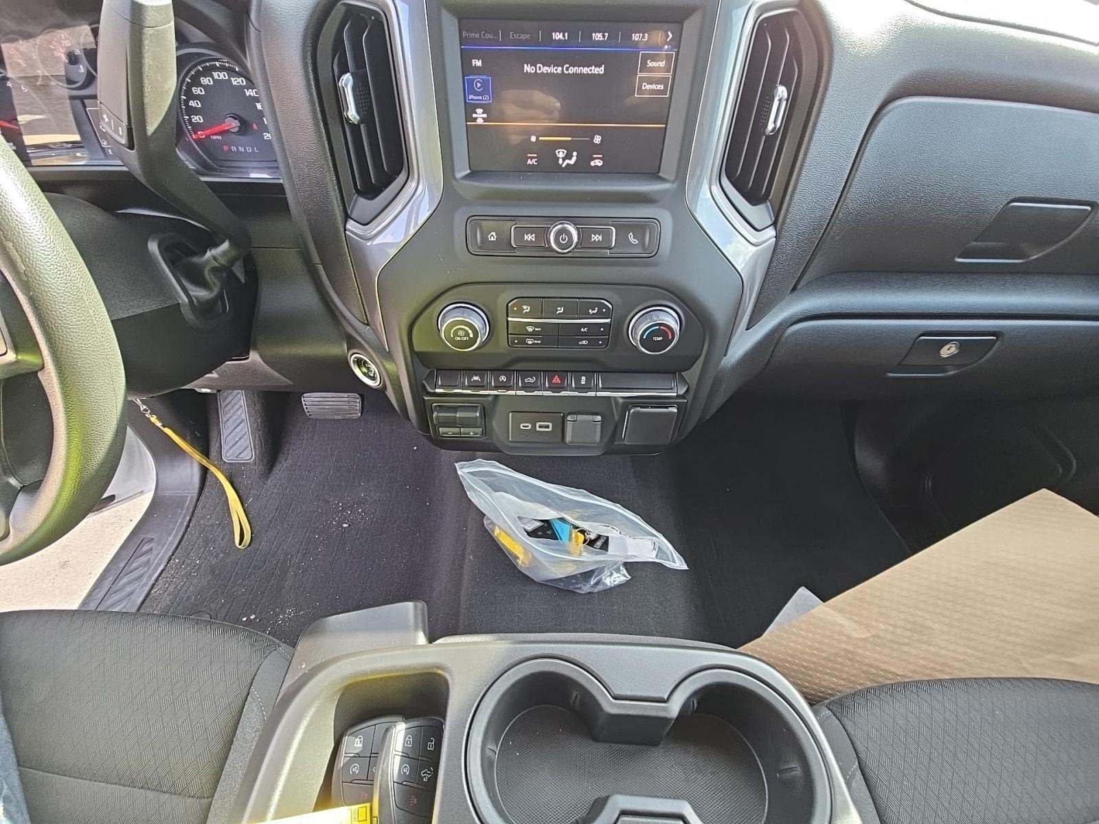 2023 Chevrolet Silverado 1500 Custom AWD