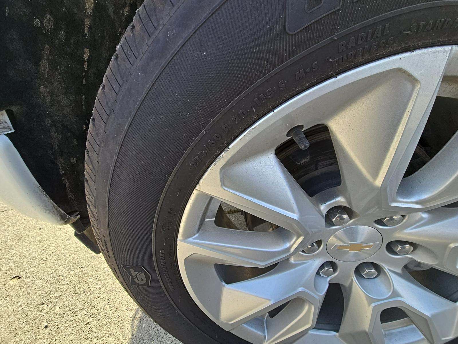 2023 Chevrolet Silverado 1500 Custom AWD