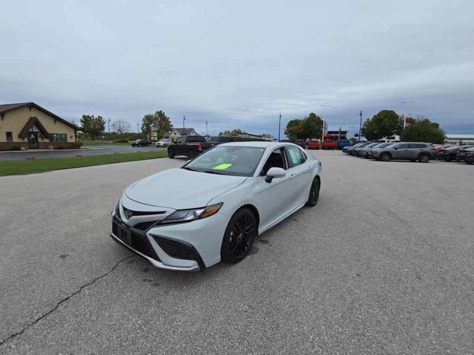 2024 Toyota Camry XSE FWD