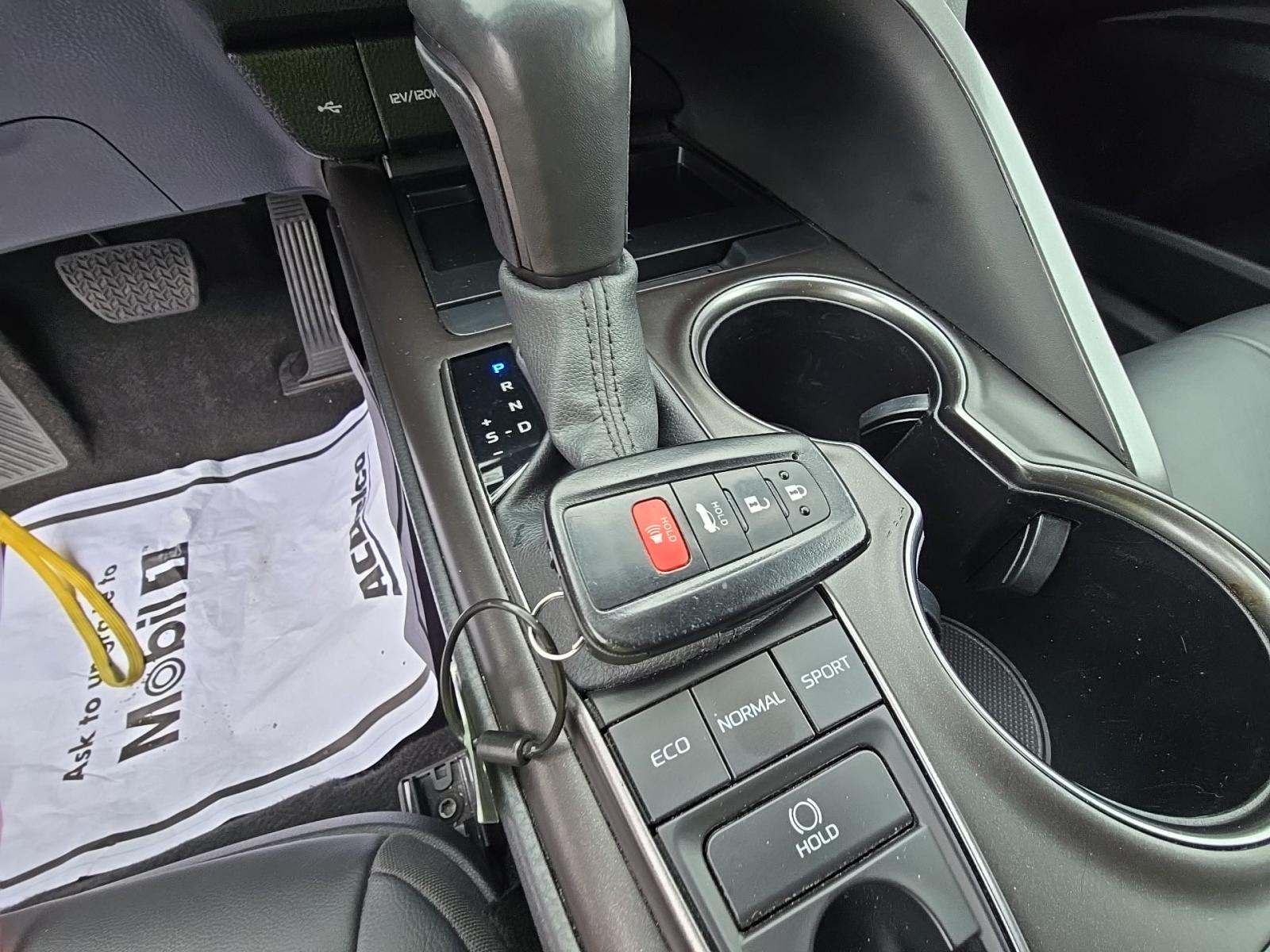 2024 Toyota Camry XSE FWD