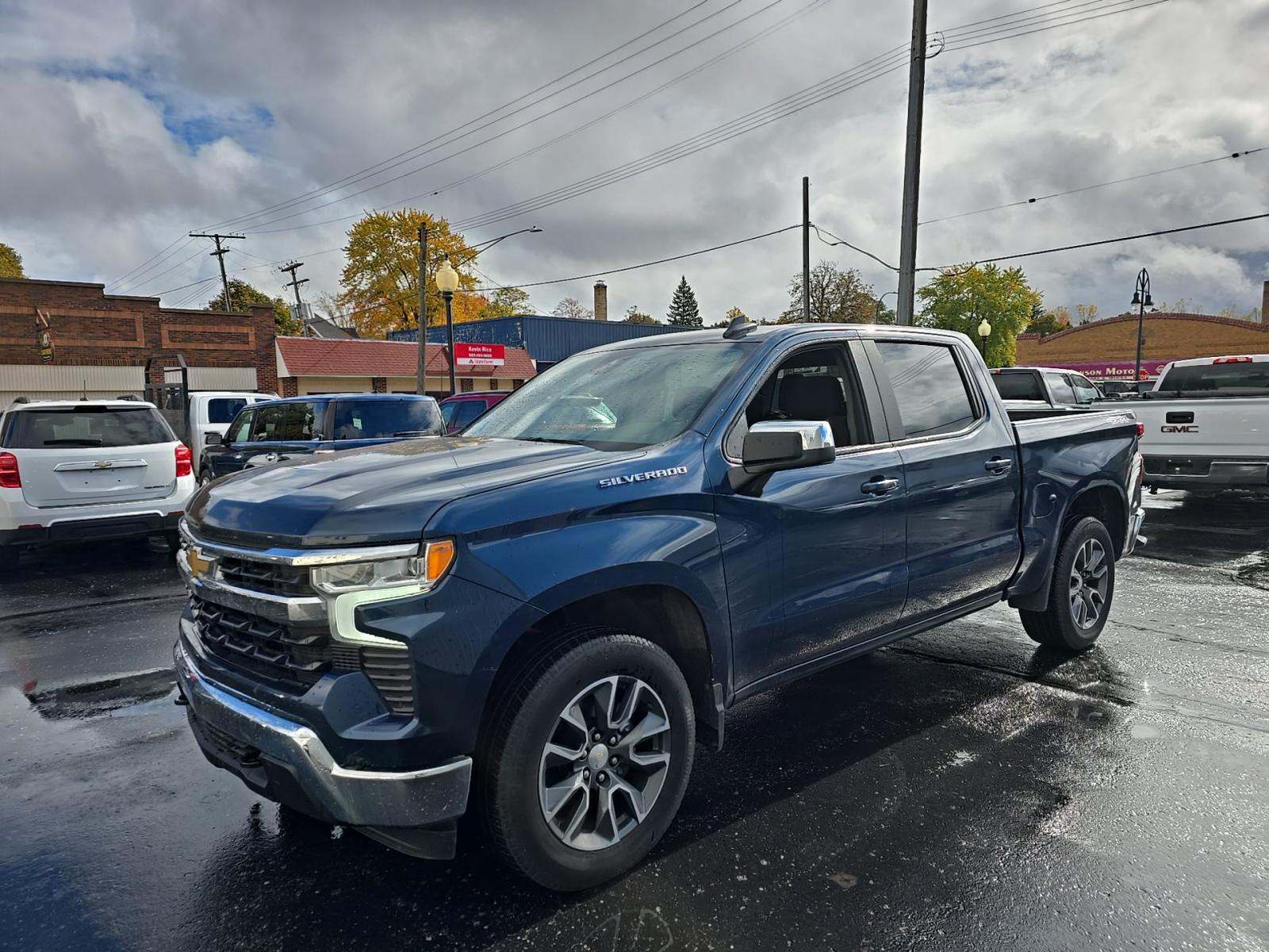 2023 Chevrolet Silverado 1500 LT AWD
