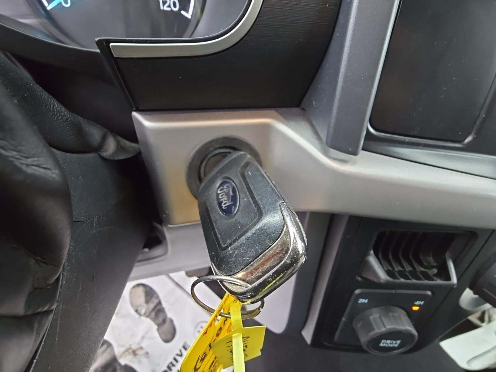 2023 Ford F-150 XLT AWD