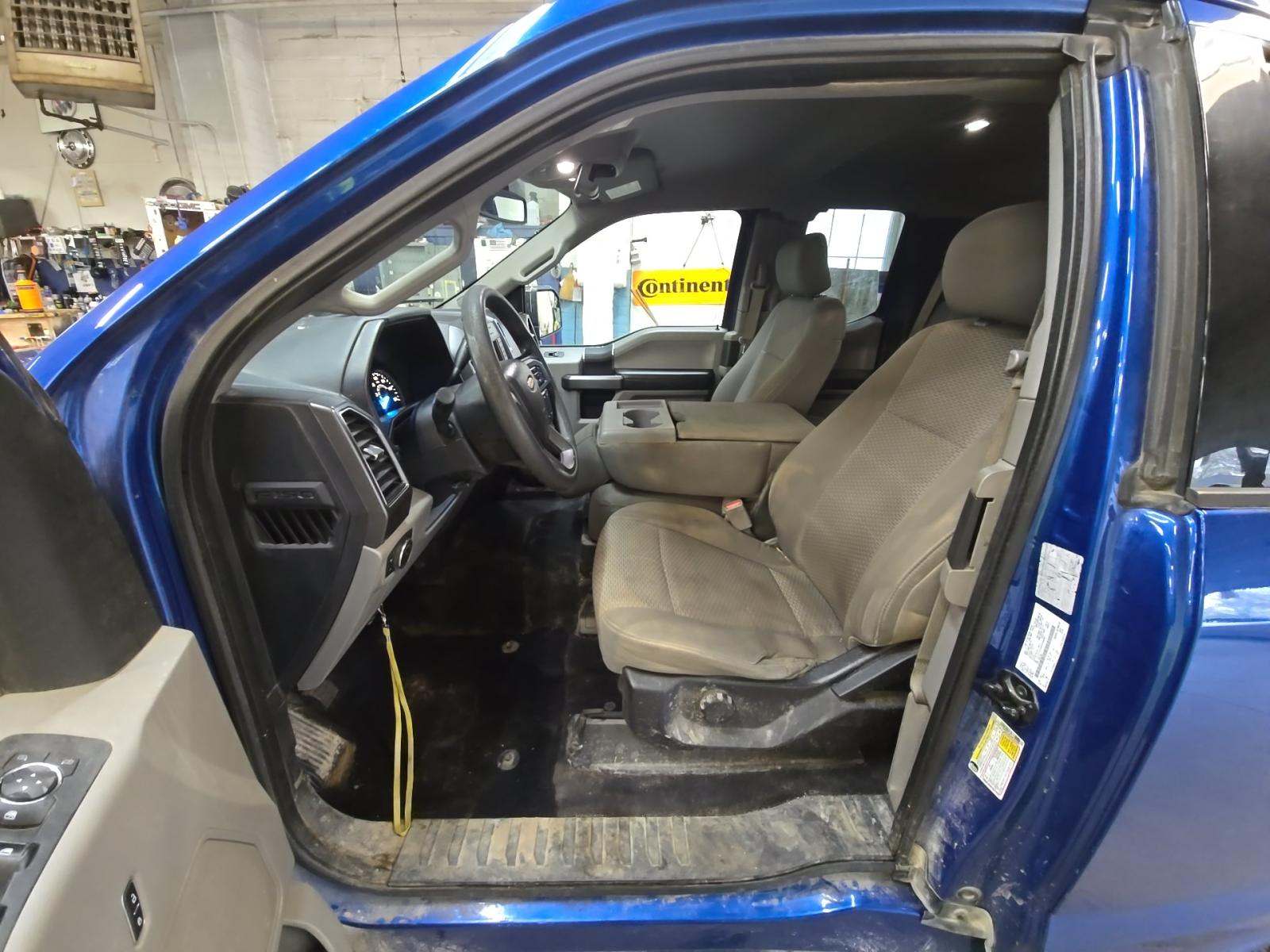 FORD F-150 - 6