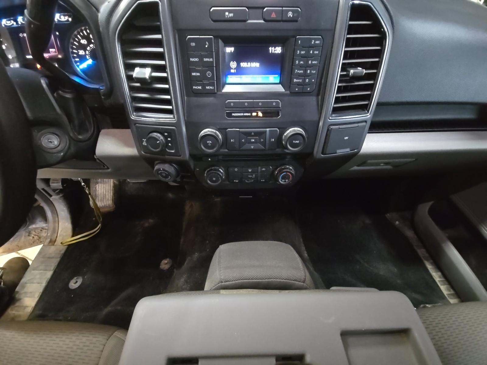 FORD F-150 - 10