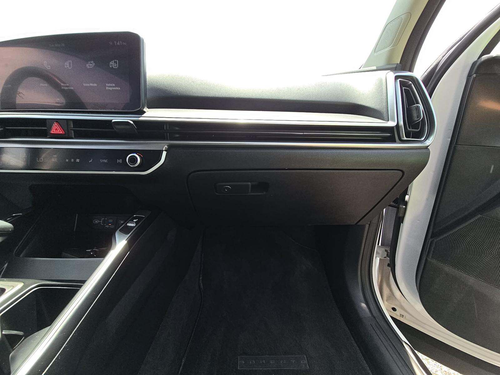 2025 Kia Sorento X-Line AWD