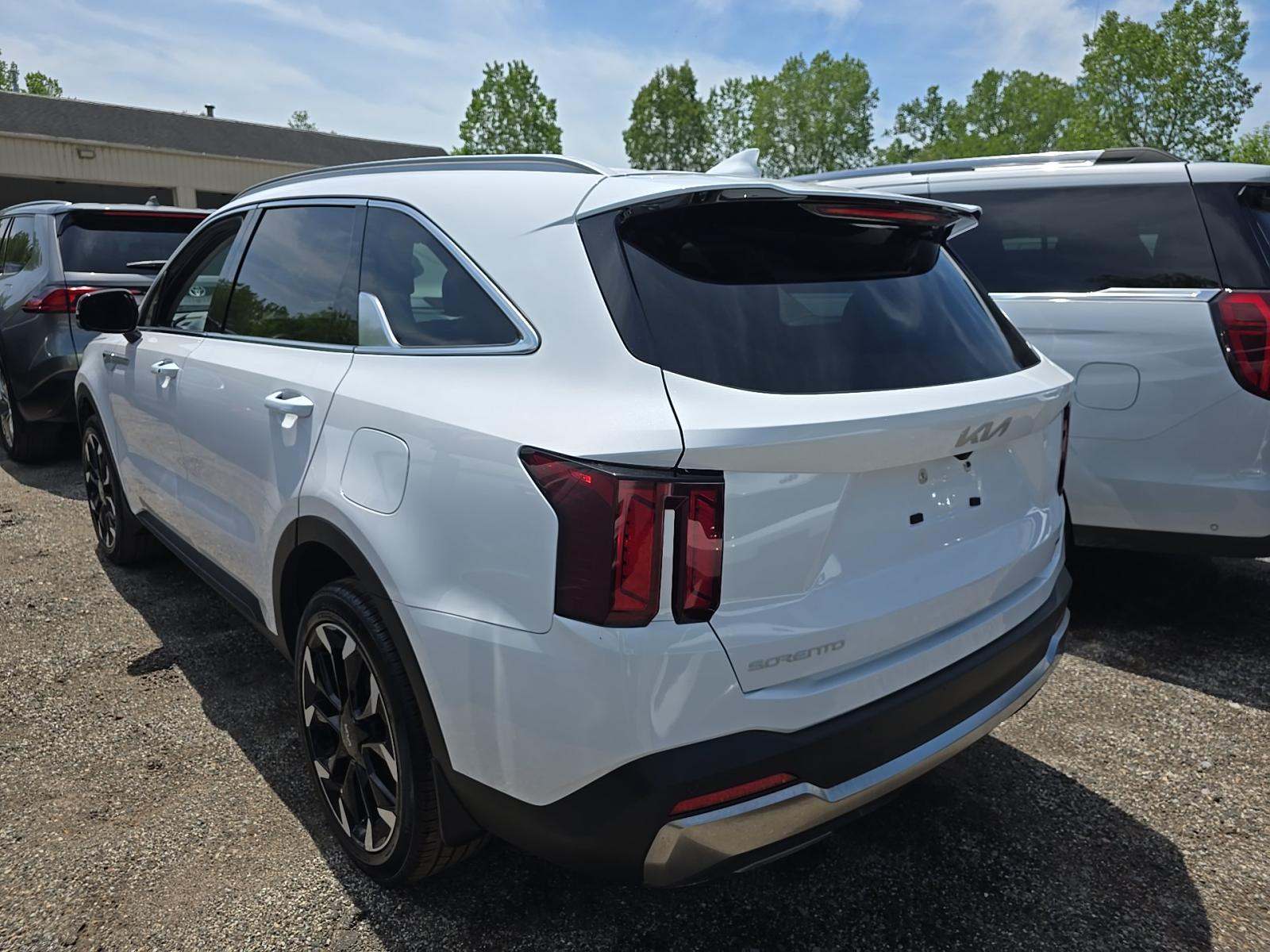 2025 Kia Sorento X-Line AWD