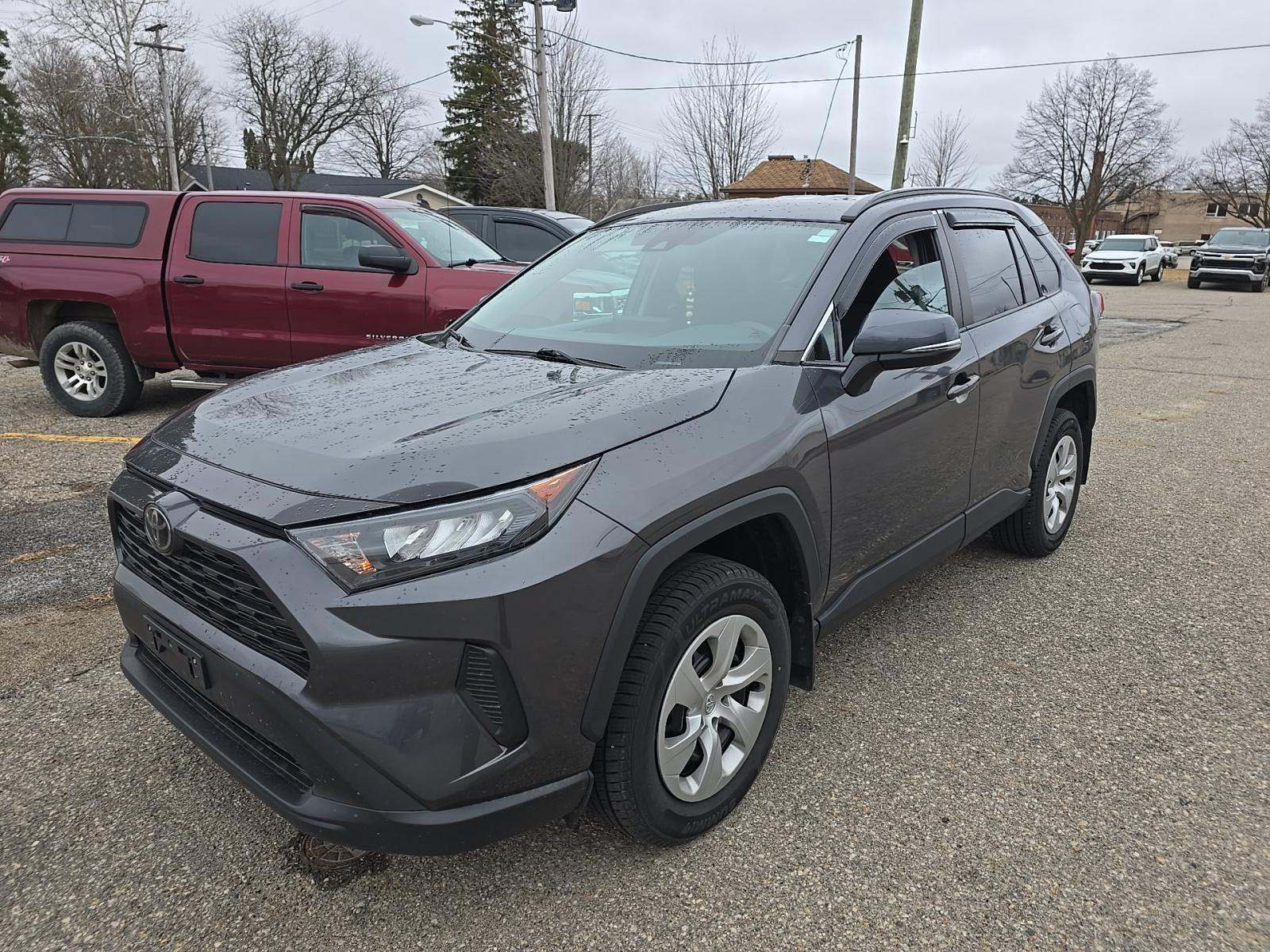 2019 Toyota RAV4 LE FWD