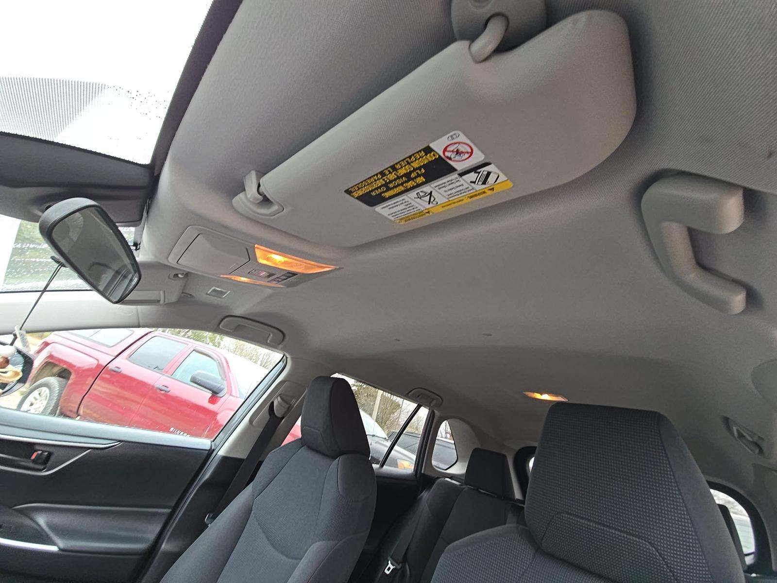 2019 Toyota RAV4 LE FWD