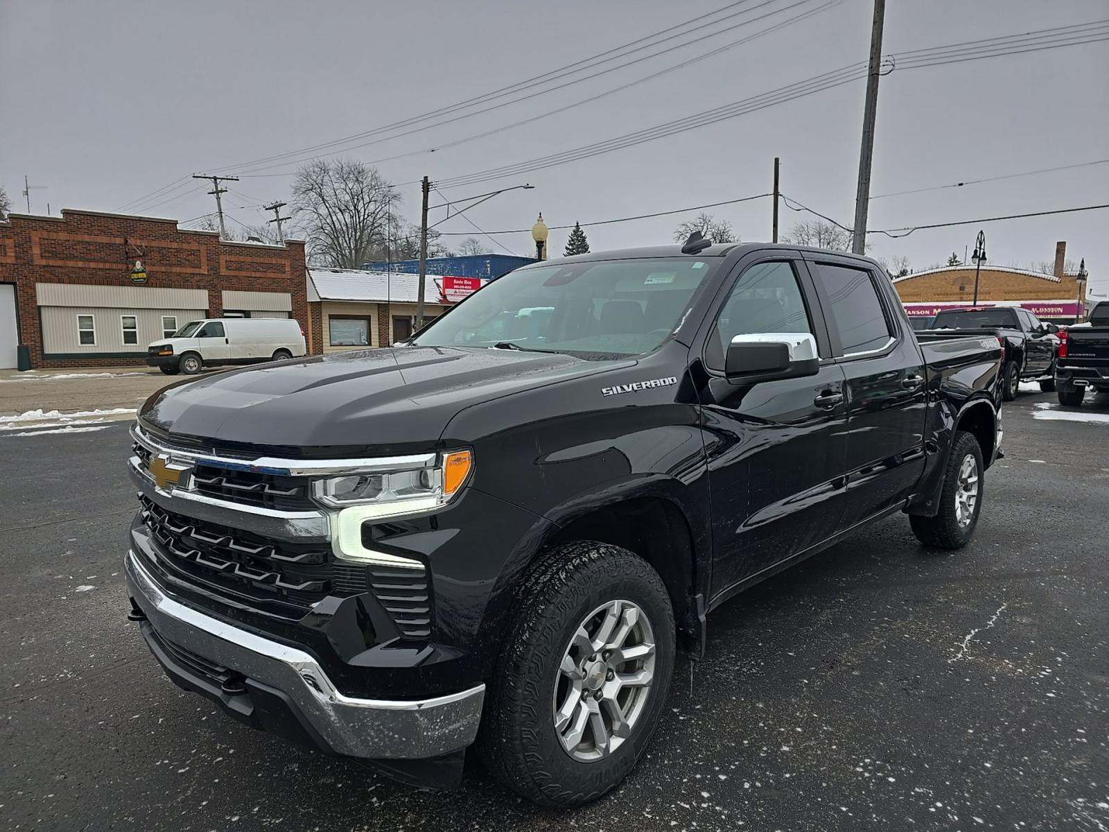 2022 Chevrolet Silverado 1500 LT AWD