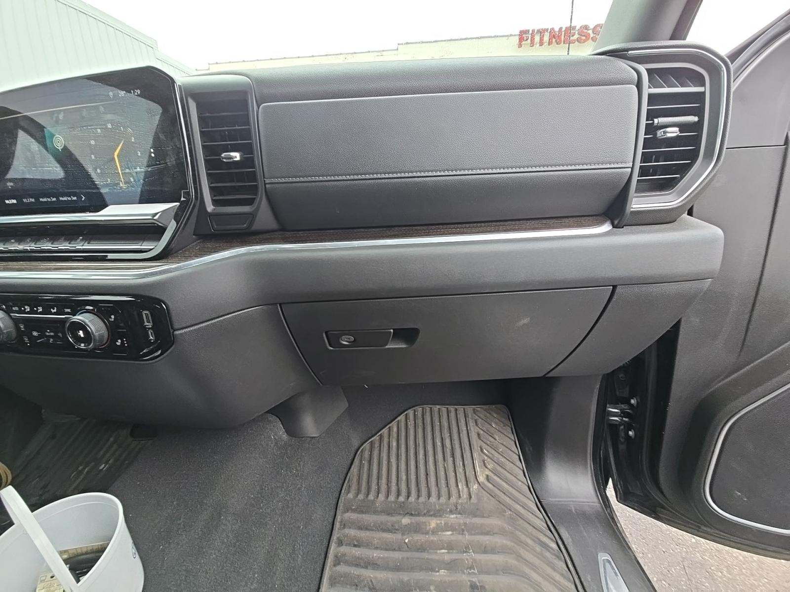 2022 Chevrolet Silverado 1500 LT AWD