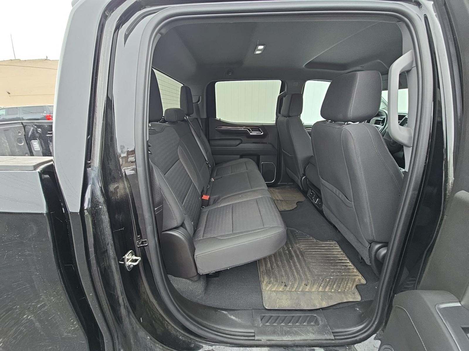 2022 Chevrolet Silverado 1500 LT AWD