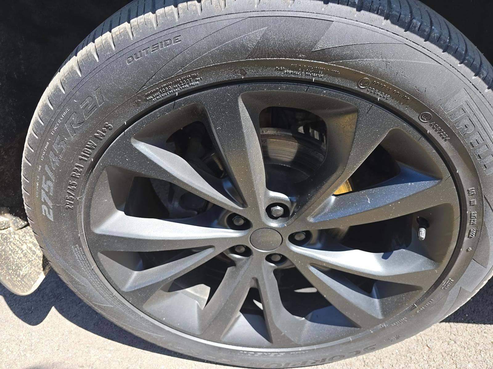 2022 Ford Explorer Platinum AWD