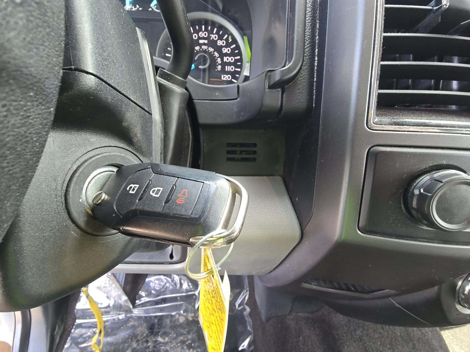 FORD F-150 - 4