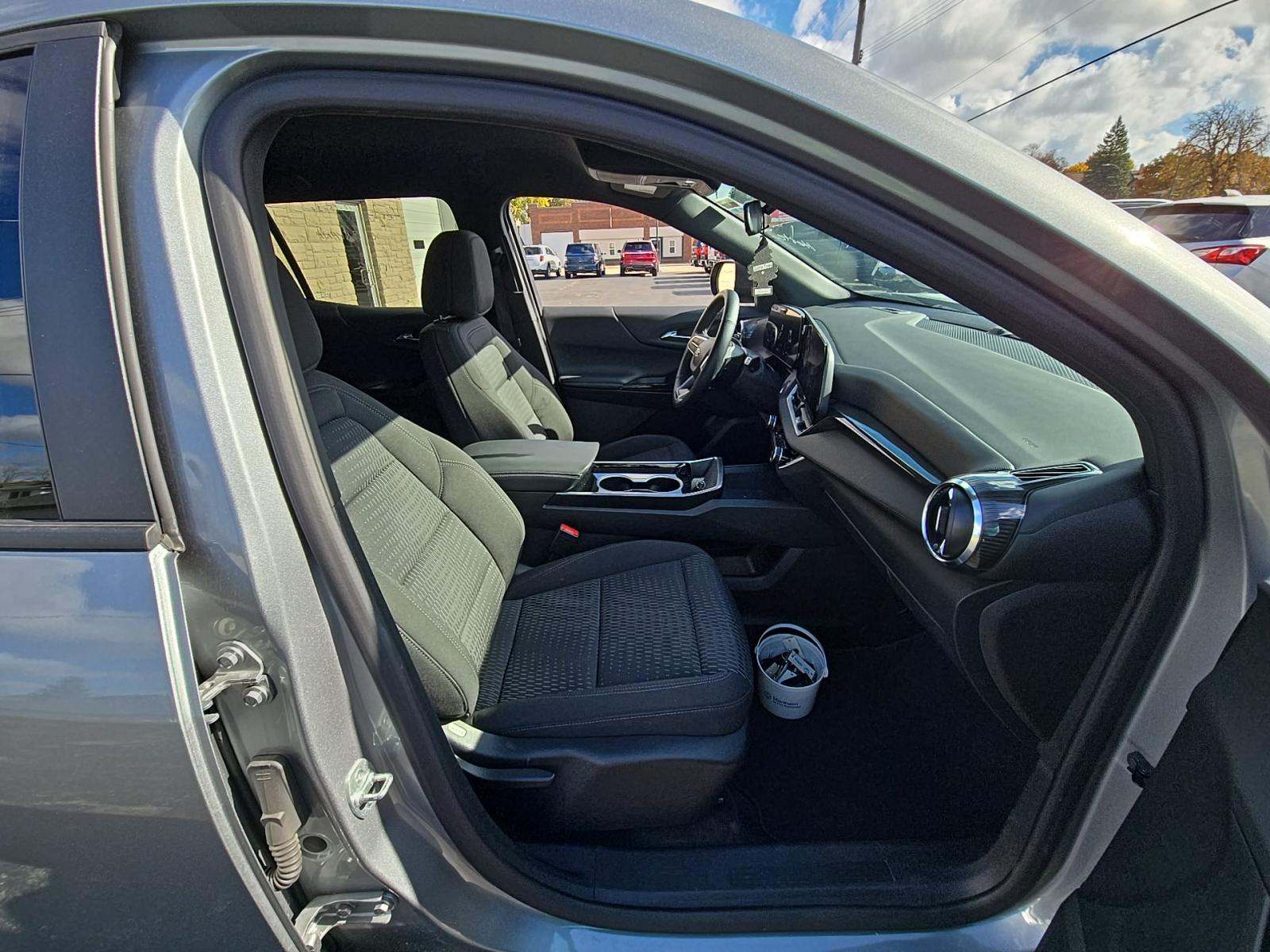 2025 Chevrolet Equinox LT FWD