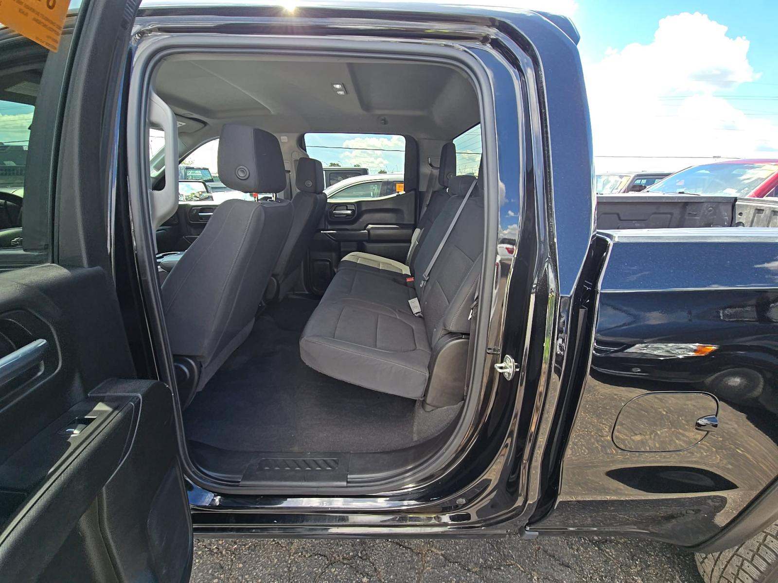 2022 Chevrolet Silverado 1500 Custom Trail Boss AWD