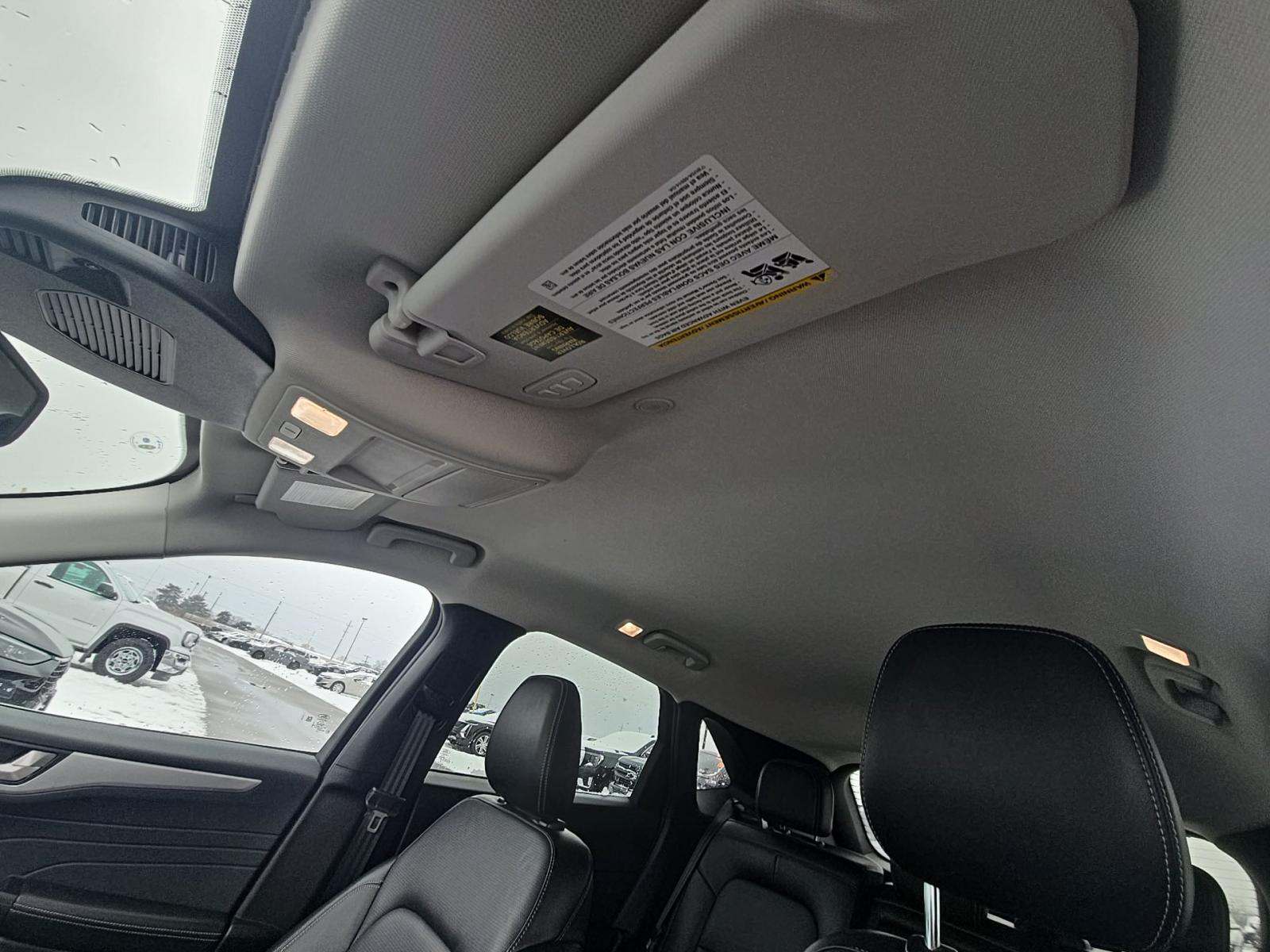 2025 Ford Escape Platinum AWD