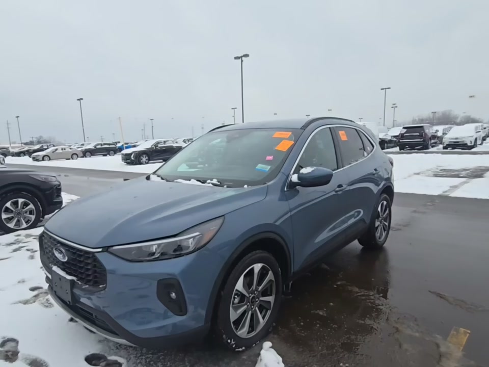 2025 Ford Escape Platinum AWD