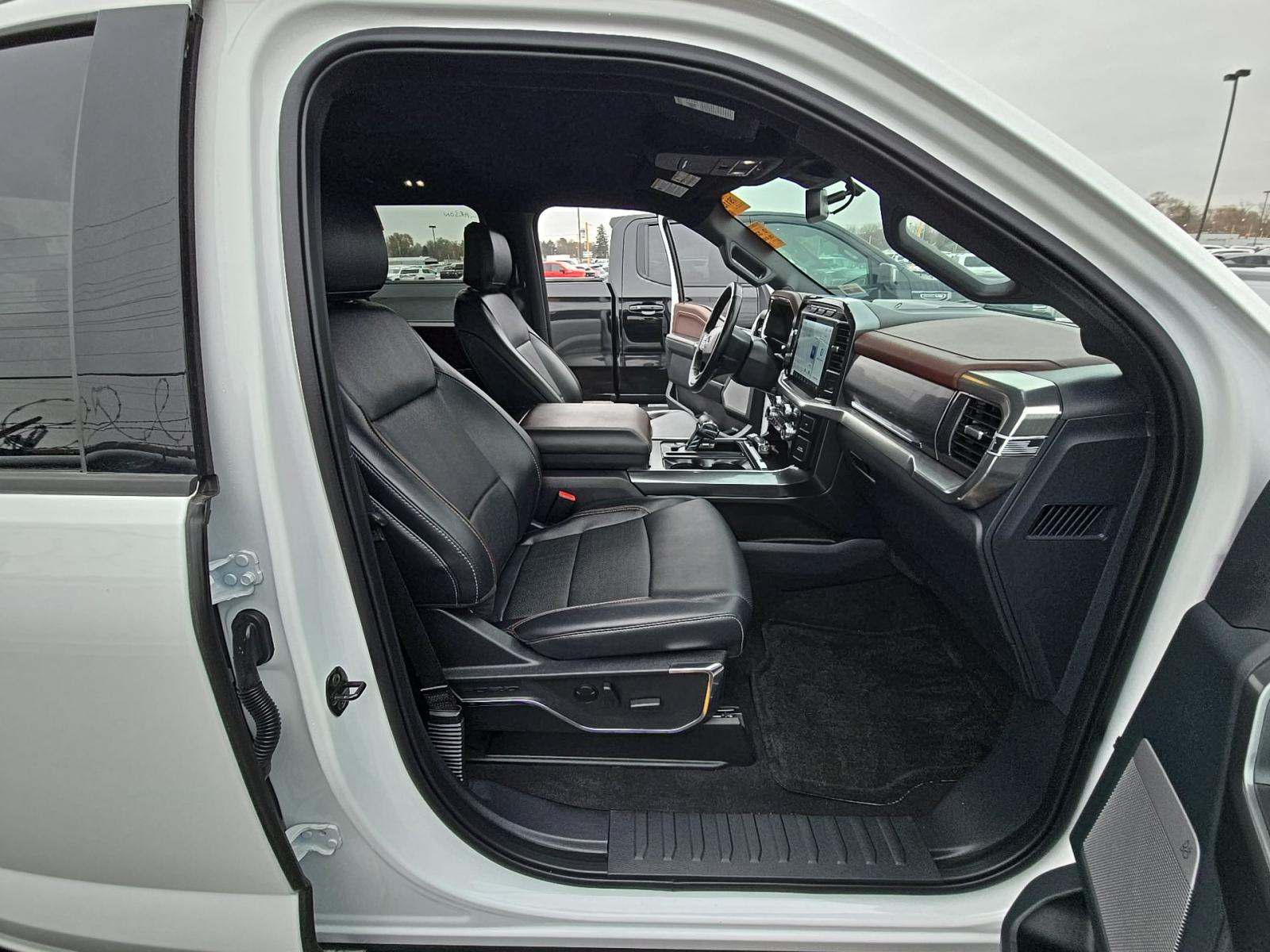 2023 Ford F-150 Lariat AWD