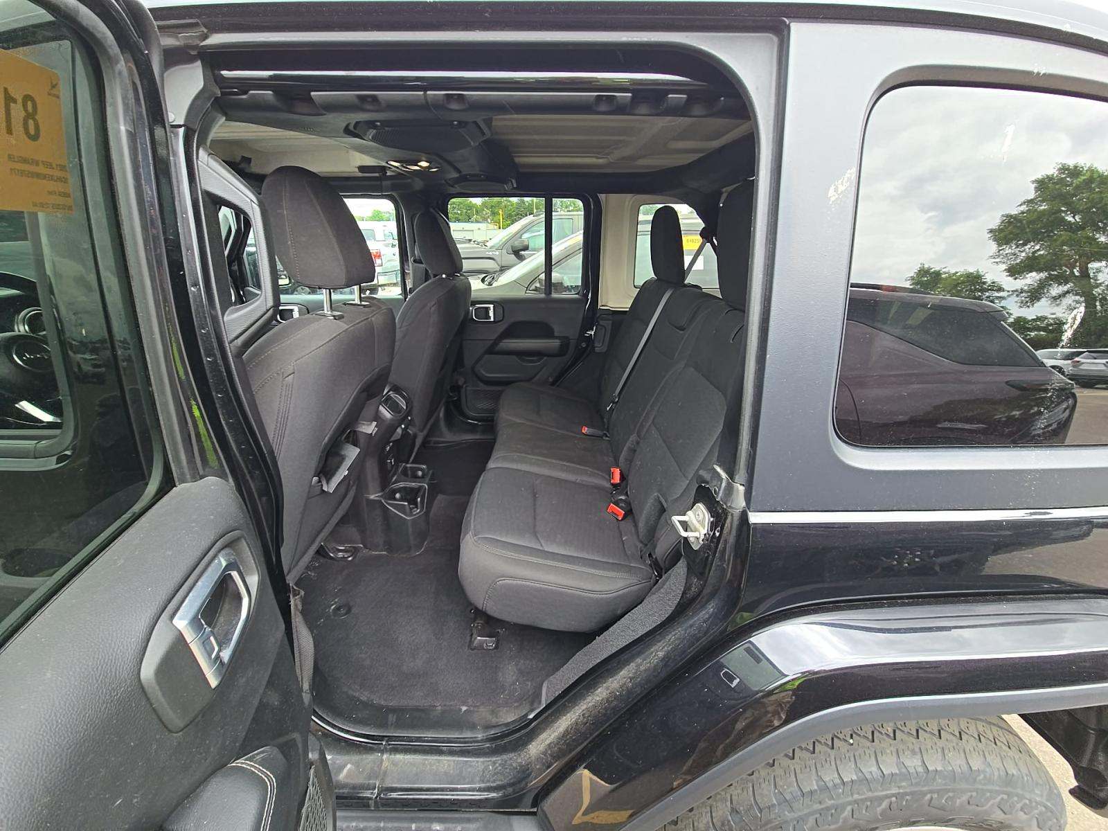 2021 Jeep Wrangler Unlimited Sahara AWD