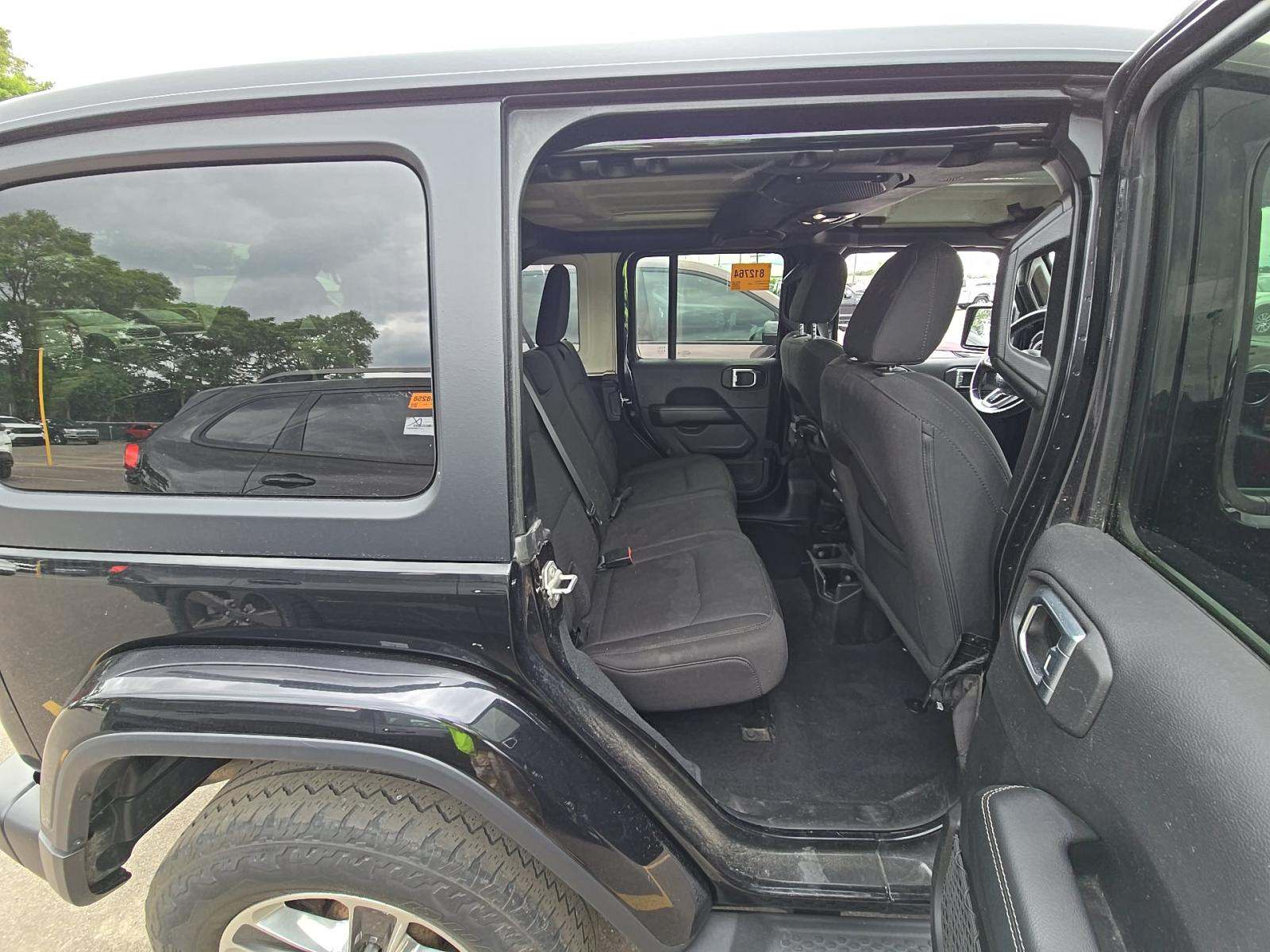 2021 Jeep Wrangler Unlimited Sahara AWD