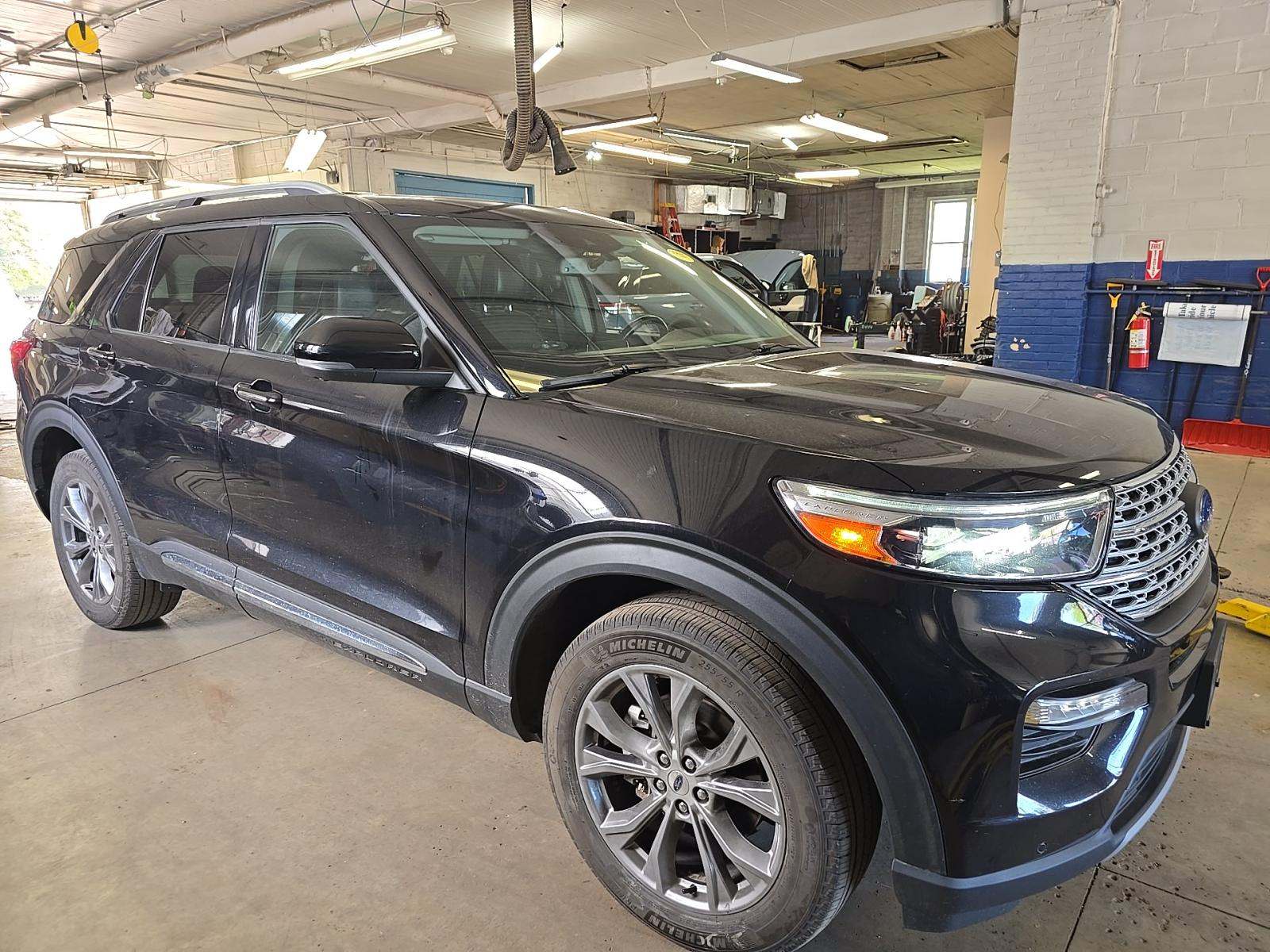 2022 Ford Explorer Limited AWD