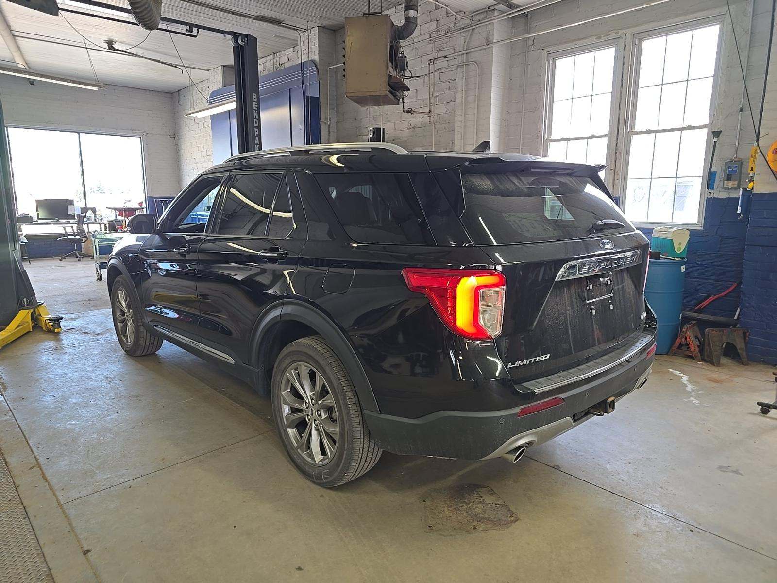2022 Ford Explorer Limited AWD