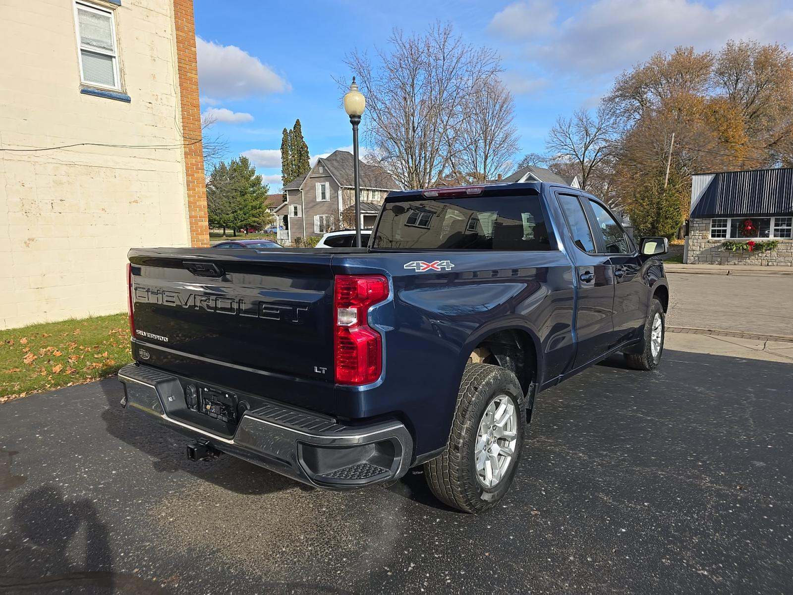 2022 Chevrolet Silverado 1500 LT AWD