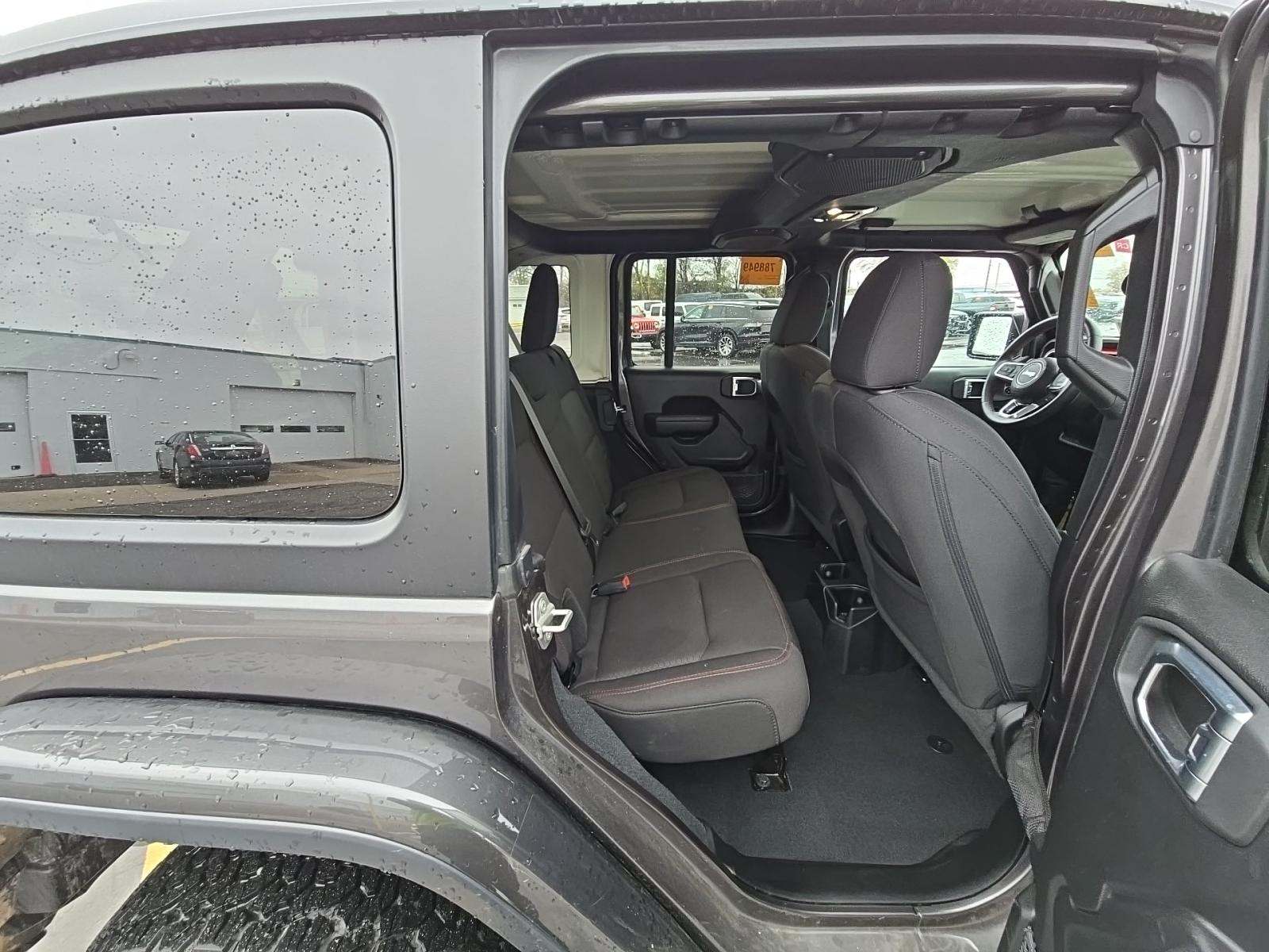 2023 Jeep Wrangler Rubicon AWD