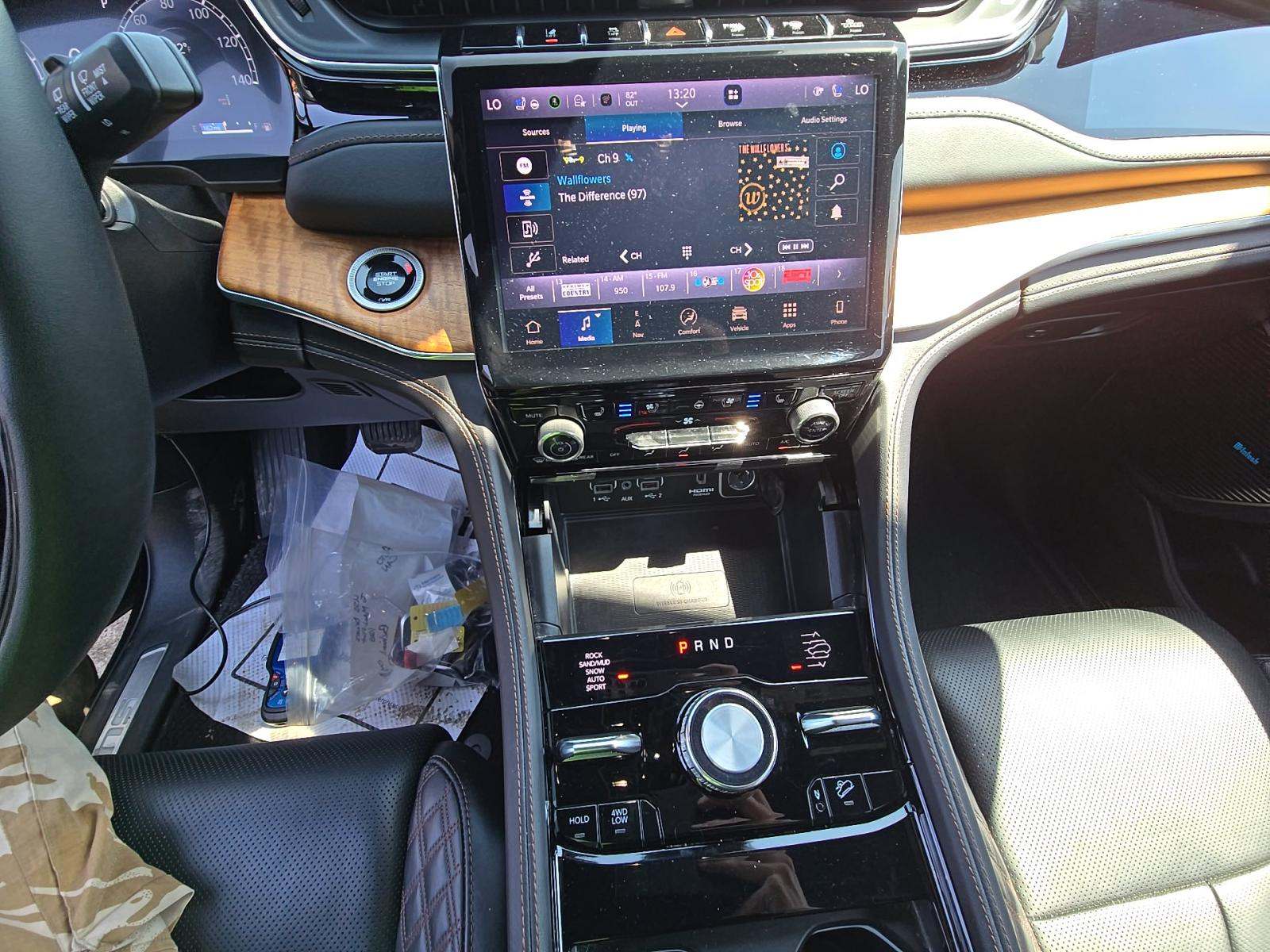 JEEP GRAND CHEROKEE - 10