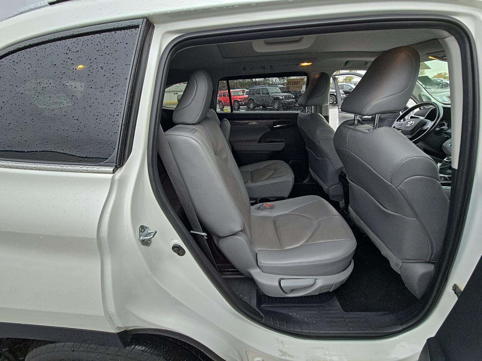 2021 Toyota Highlander Hybrid Platinum AWD