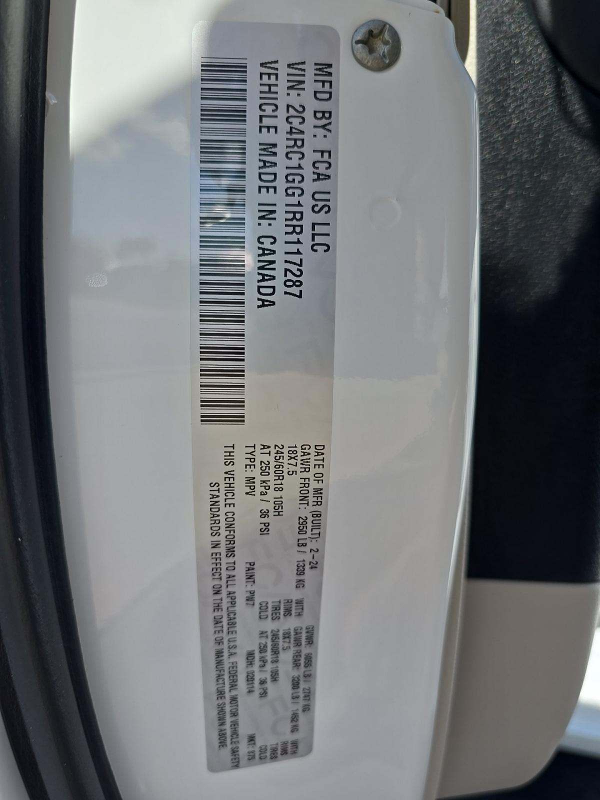 2024 Chrysler Pacifica Limited FWD