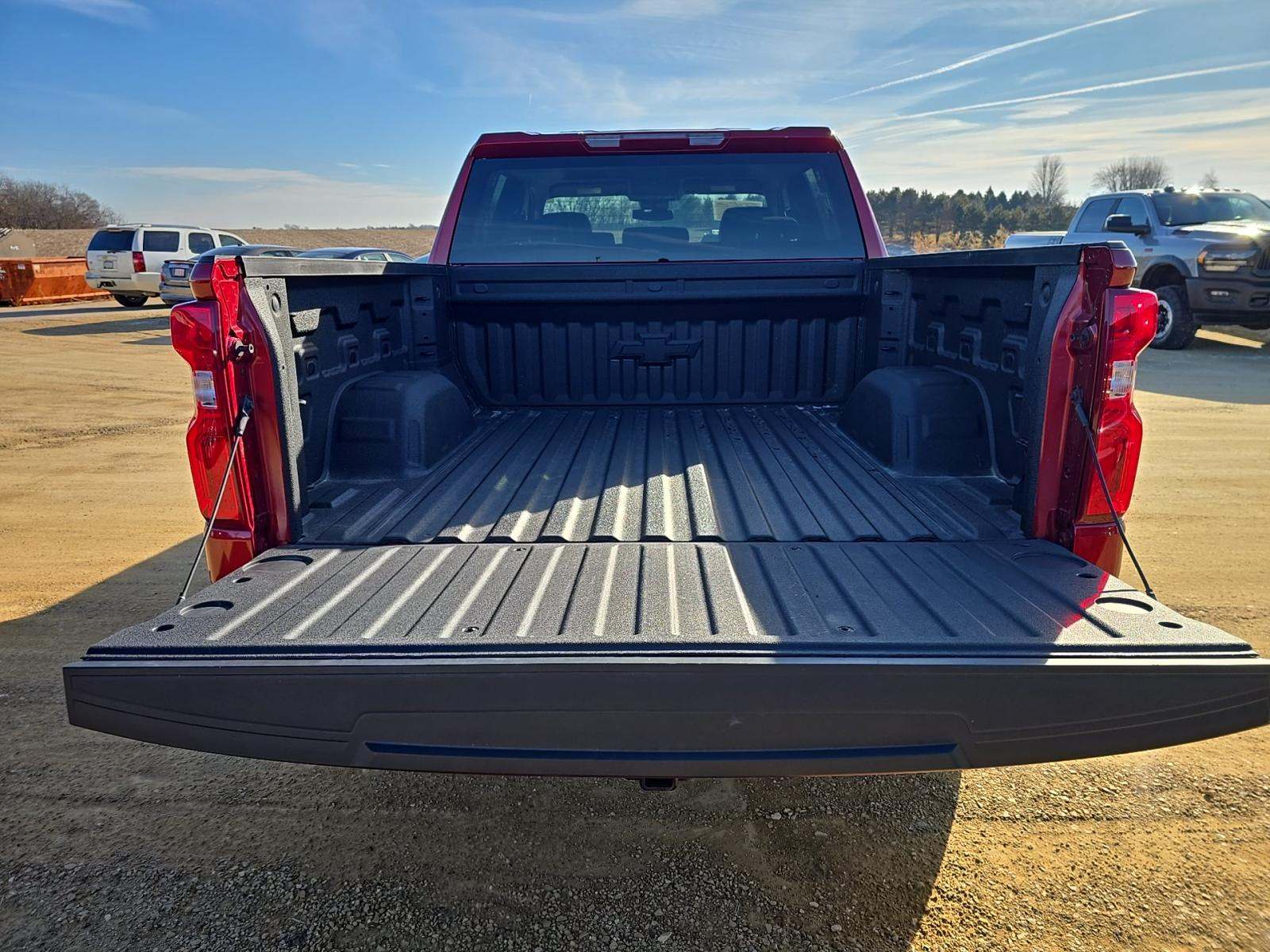 2025 Chevrolet Silverado 1500 RST AWD