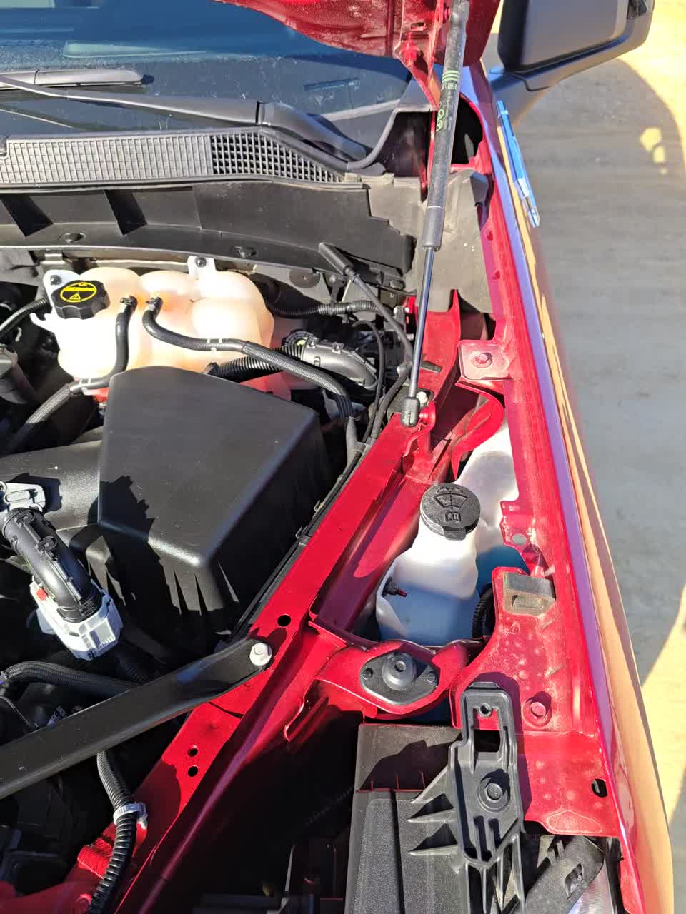 2025 Chevrolet Silverado 1500 RST AWD