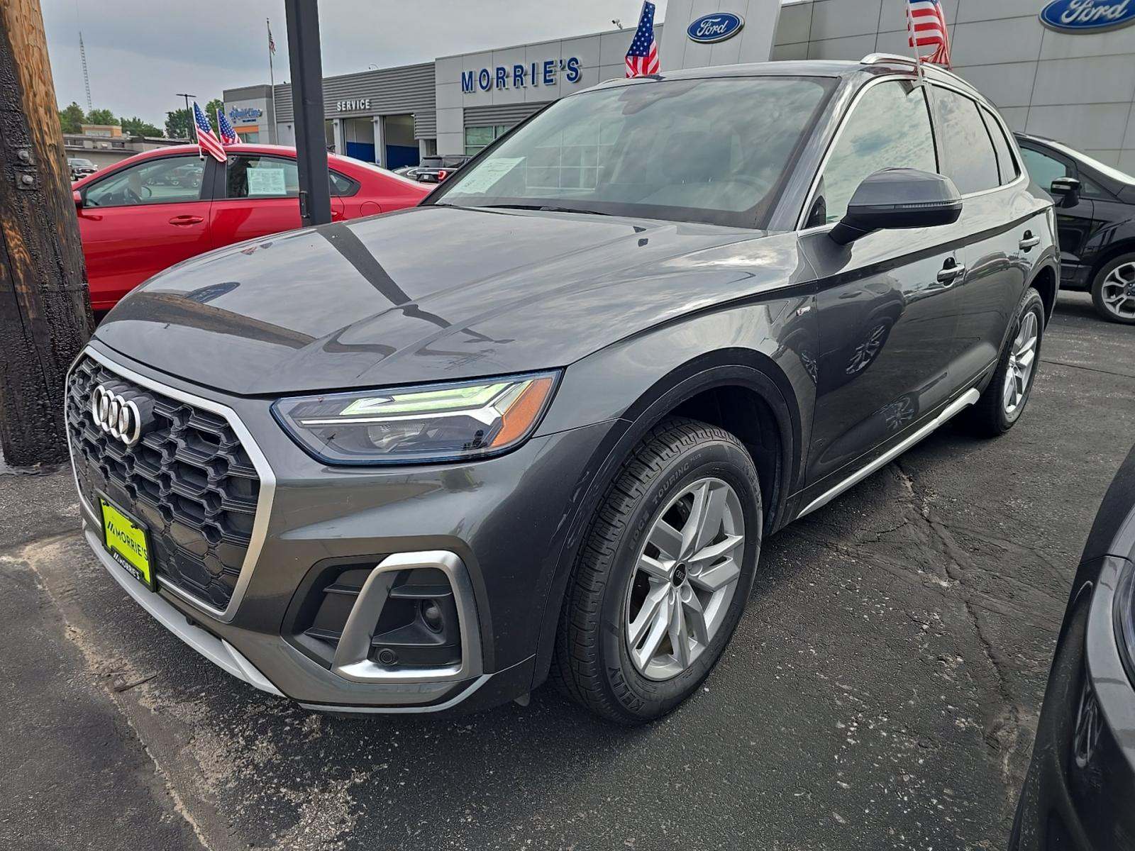 2022 Audi Q5 S line Premium