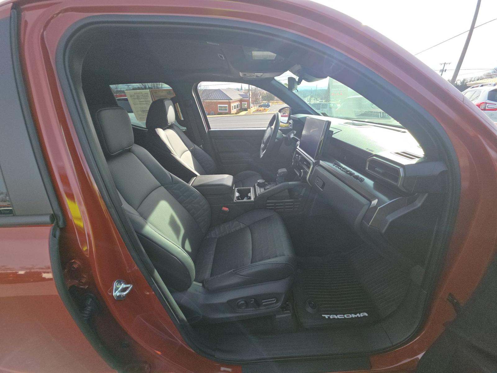 2025 Toyota Tacoma TRD Sport AWD