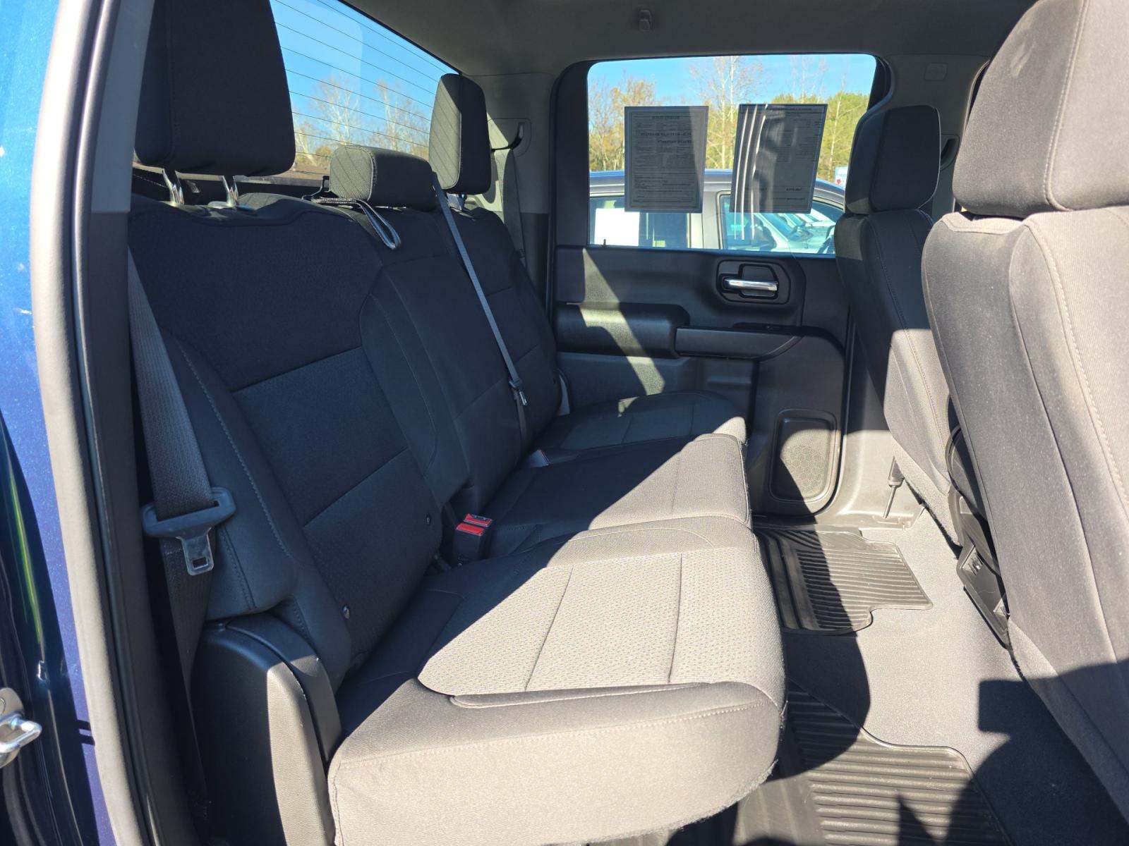 2022 Chevrolet Silverado 2500HD Custom AWD