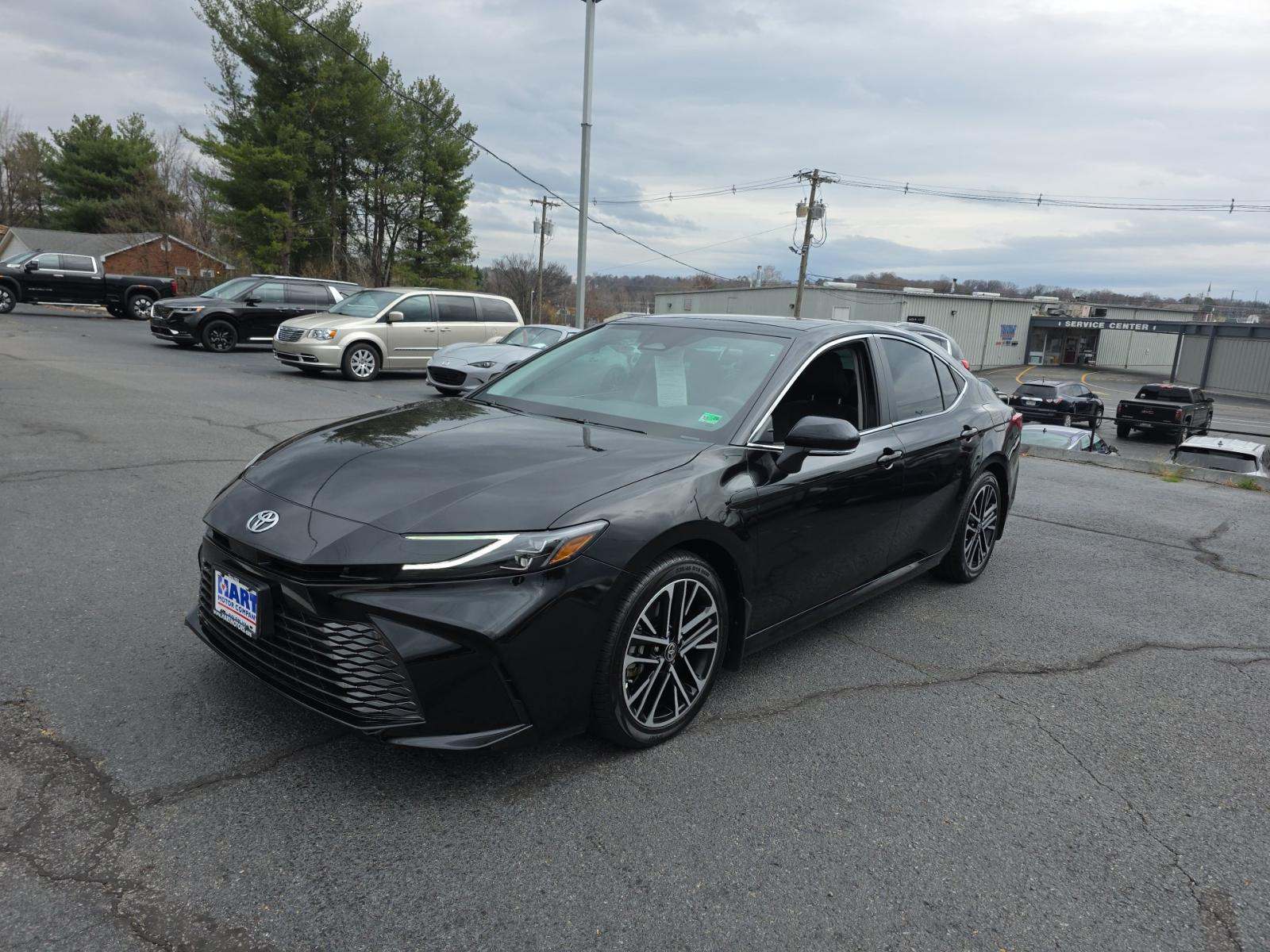 2025 Toyota Camry XLE FWD