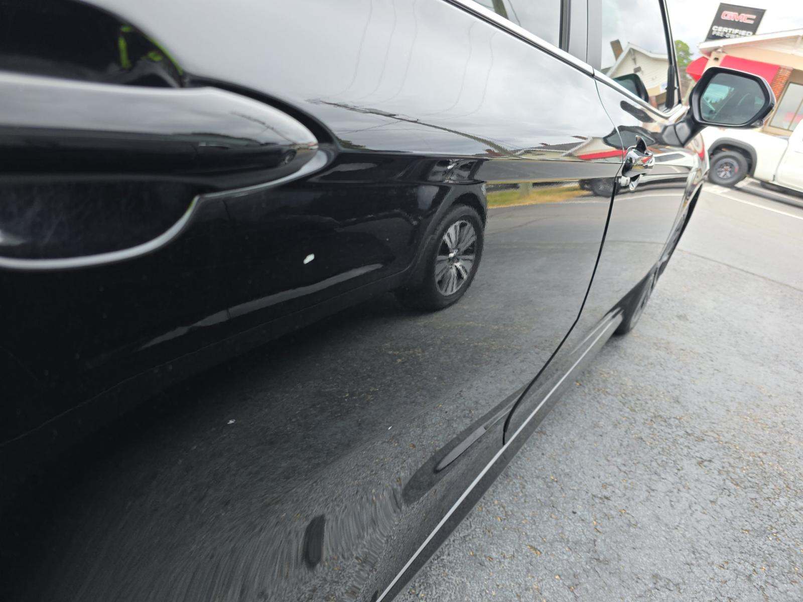 2025 Toyota Camry XLE FWD