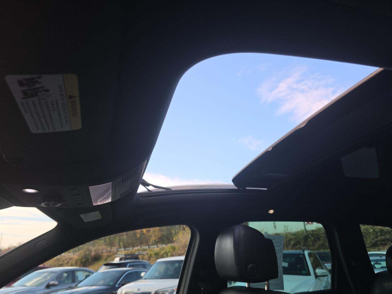 2017 Volkswagen Touareg 3.6L Wolfsburg Edition AWD