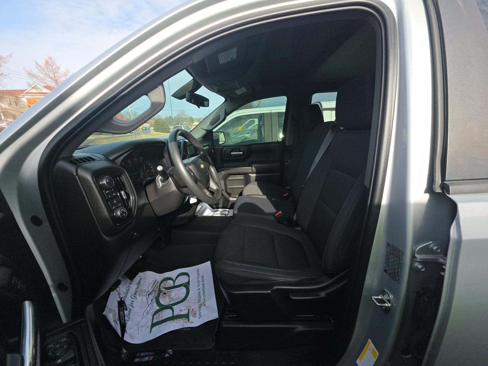 2019 Chevrolet Silverado 1500 Custom AWD