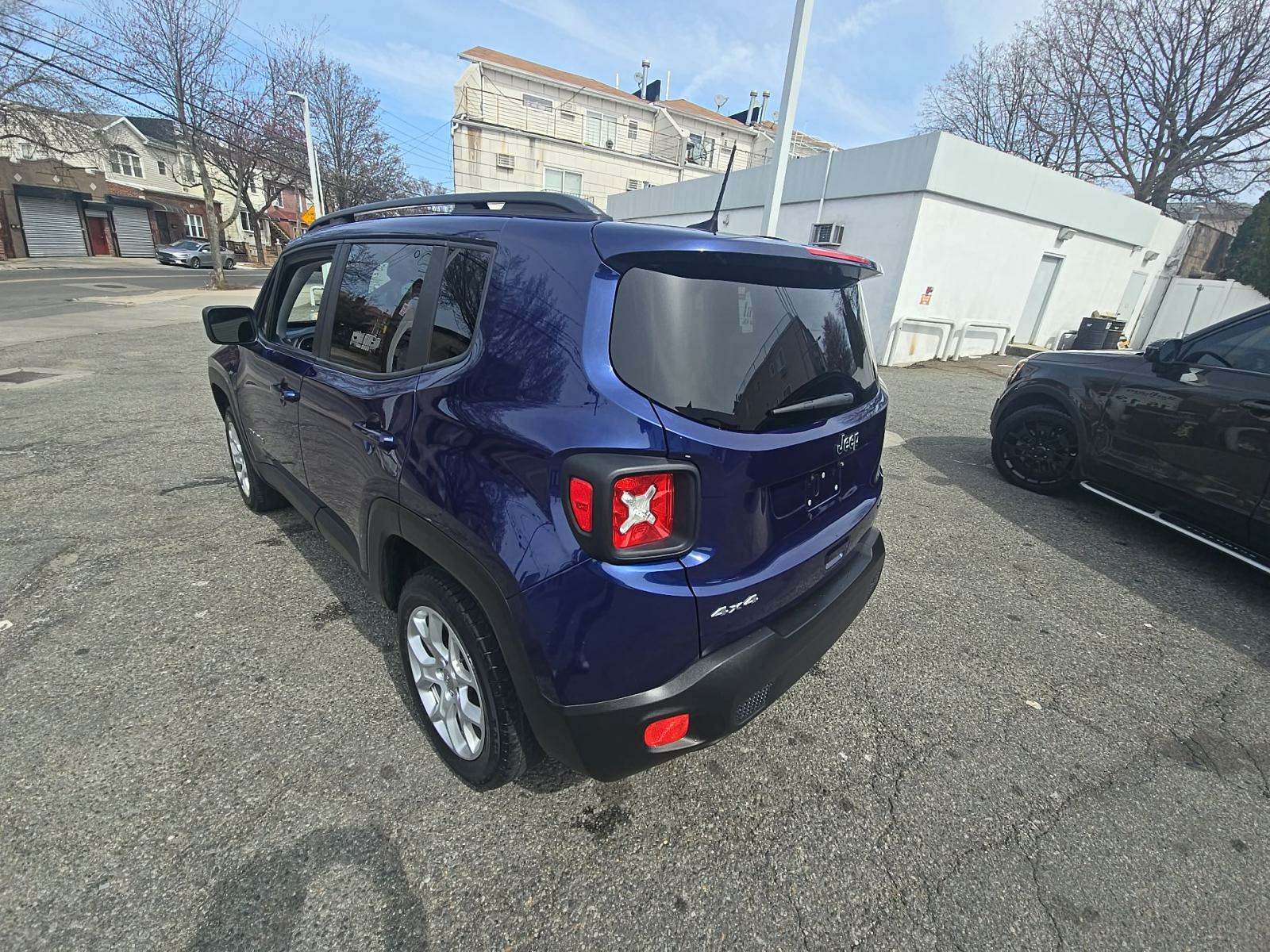 2018 Jeep Renegade Latitude AWD