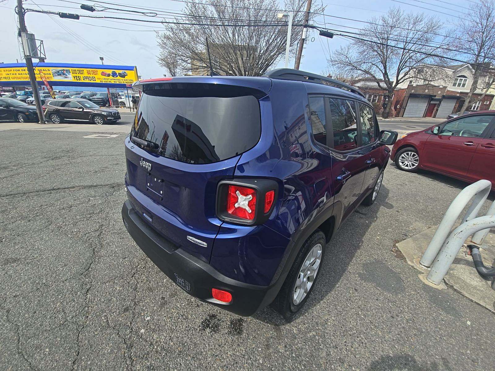 2018 Jeep Renegade Latitude AWD