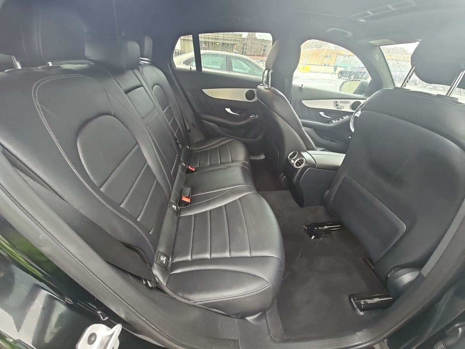 2022 Mercedes-Benz GLC GLC 300 AWD