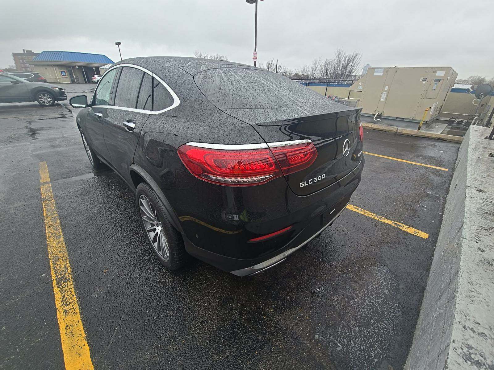 2022 Mercedes-Benz GLC GLC 300 AWD