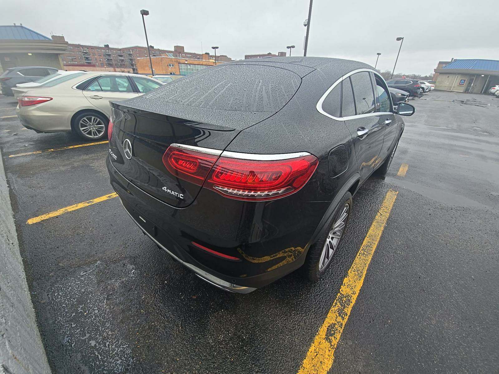 2022 Mercedes-Benz GLC GLC 300 AWD