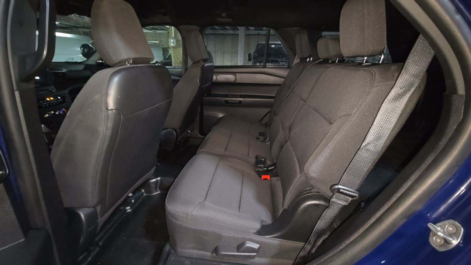 FORD EXPLORER - 9
