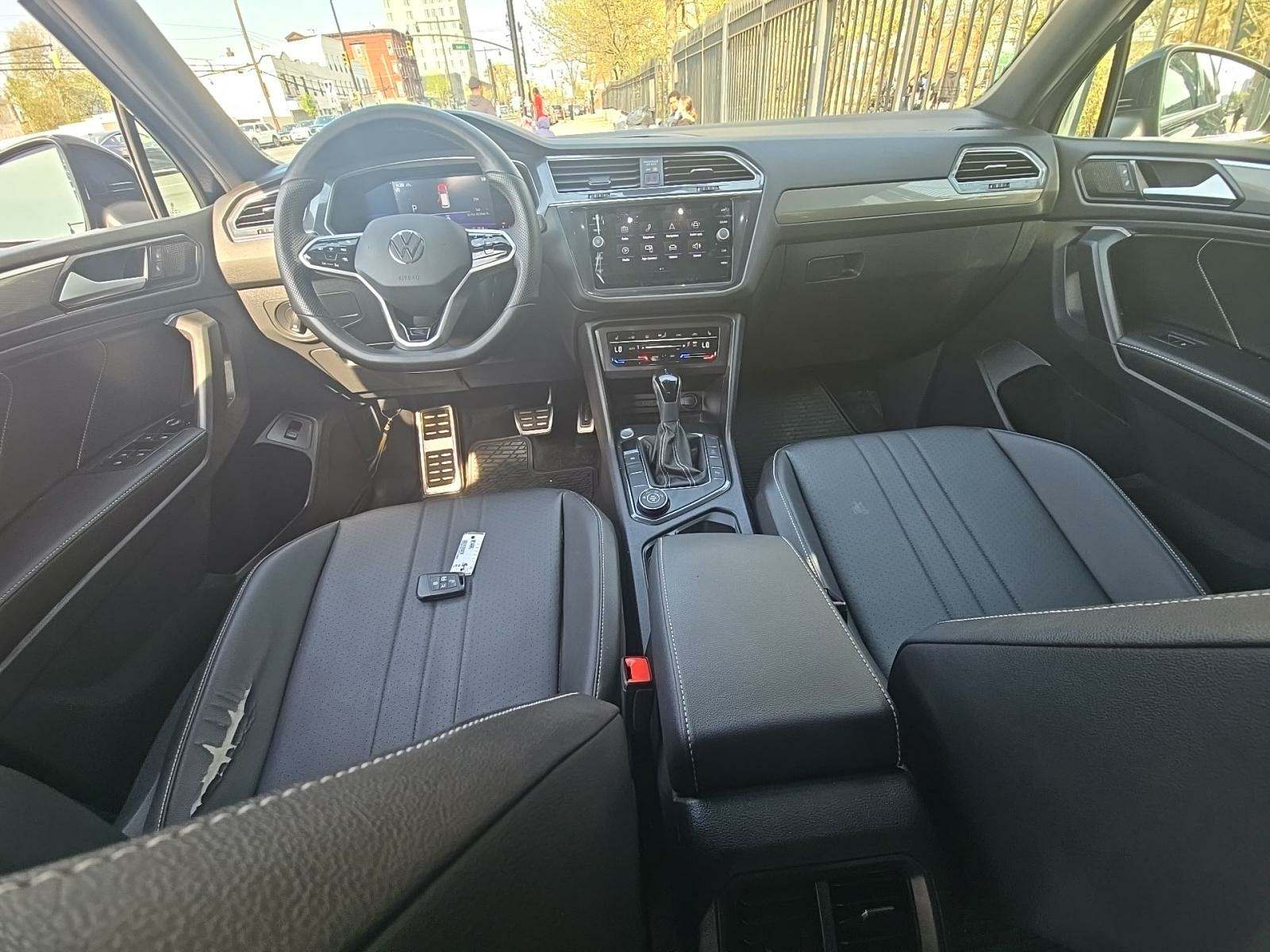 2022 Volkswagen Tiguan 2.0T SE R-Line Black AWD