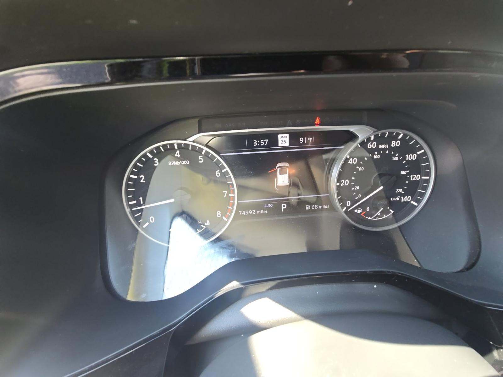 2022 Nissan Pathfinder SL AWD