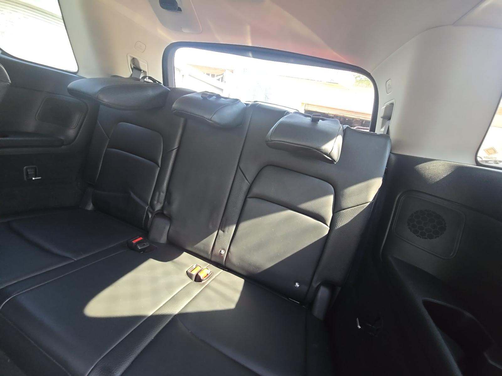 2022 Nissan Pathfinder SL AWD