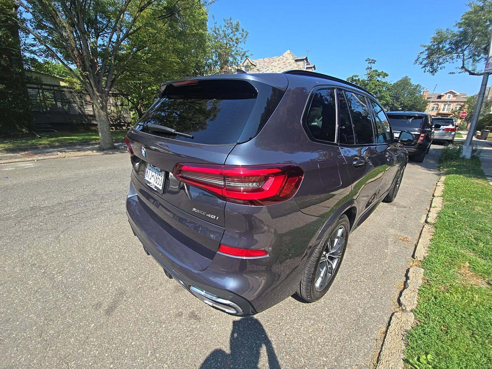 2022 BMW X5 xDrive40i AWD